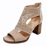 INTAGLIATI CHIC STIVALETTI CON TACCO SS25